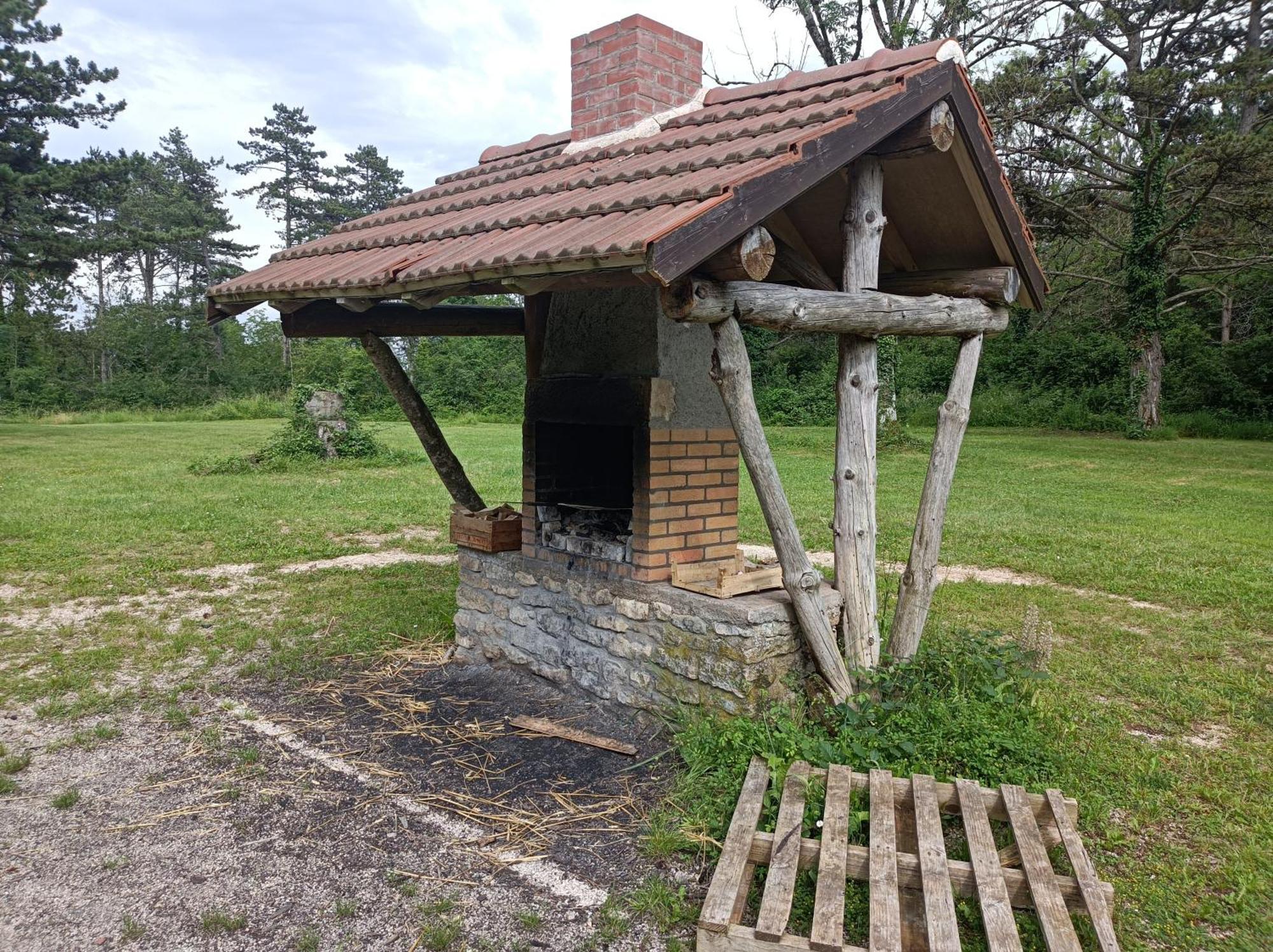 Gite De La Fontaine Villa Venarey-les-Laumes Eksteriør bilde